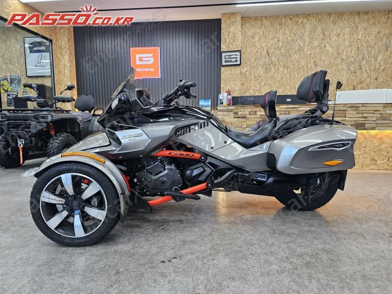 BRP Can-Am Spyder F3 T - фото 1