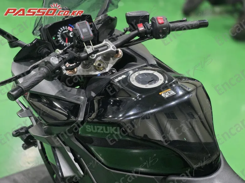 SUZUKI GSX S 1000 GT - фото 3