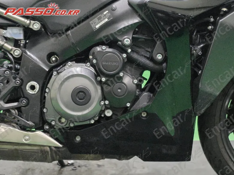SUZUKI GSX S 1000 GT - фото 4