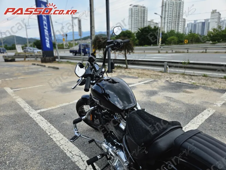 Harley-Davidson Street Bob 117 - фото 2