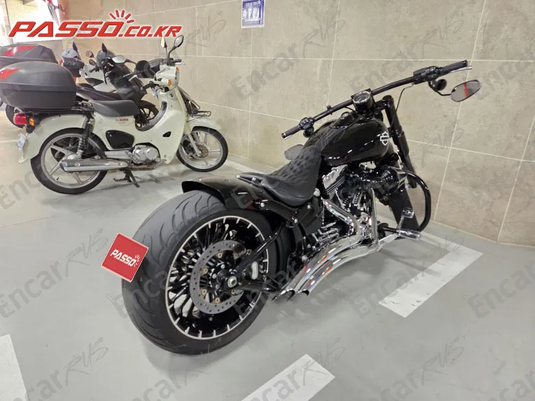 HARLEY-DAVIDSON BREAKOUT - фото 2