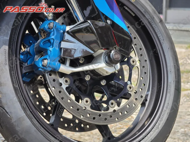 BMW S 1000 RR - фото 5
