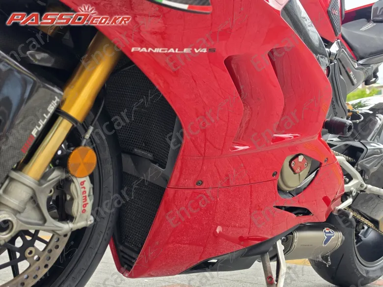 Ducati Panigale V4 S - фото 4