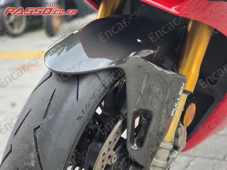 Ducati Panigale V4 S - фото 5