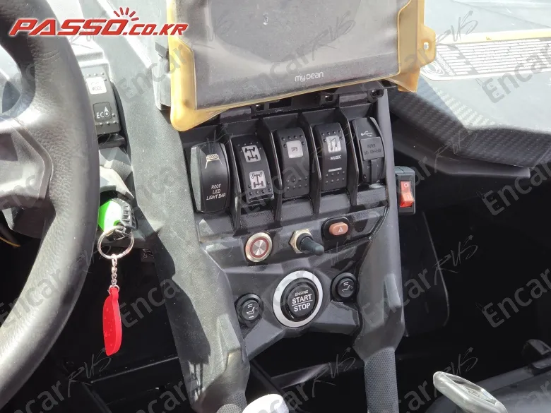 BRP Can-Am Maverick X3 X RS - фото 5