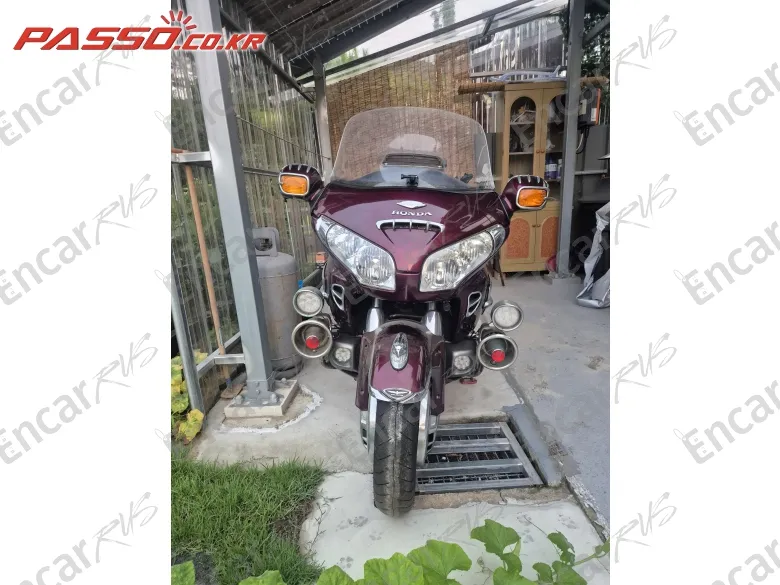 HONDA GOLDWING 1800 - фото 1