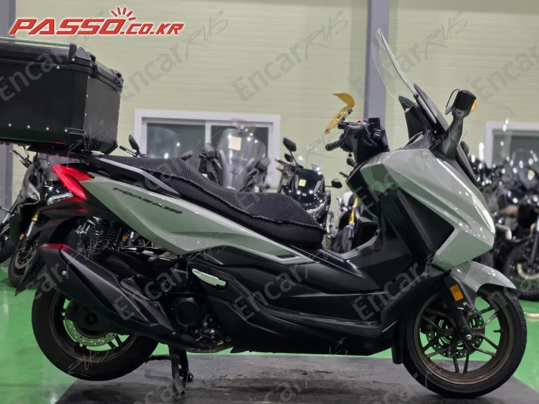Honda Forza 350 - фото 0
