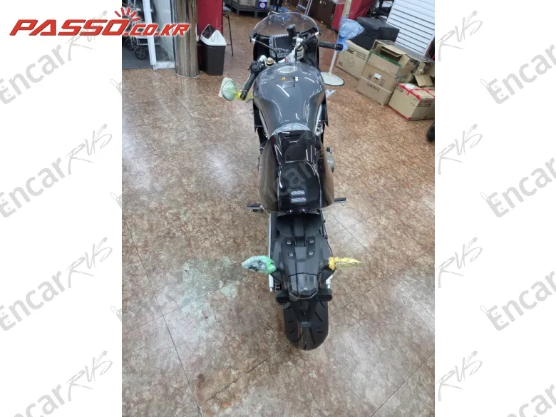 Yamaha XSR 900 GP - фото 2