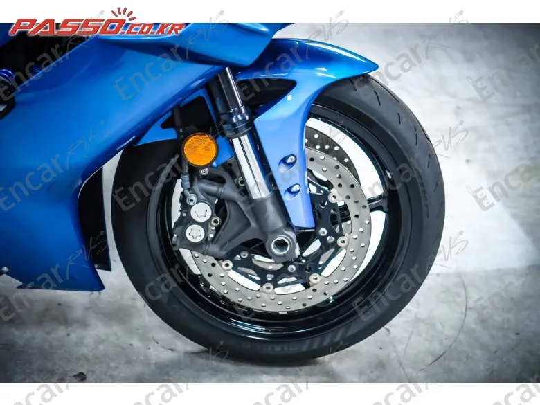 Yamaha Yzf R6 - фото 5
