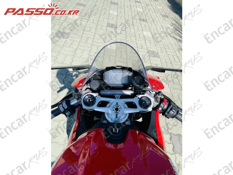 Ducati Panigale V2 - фото 3