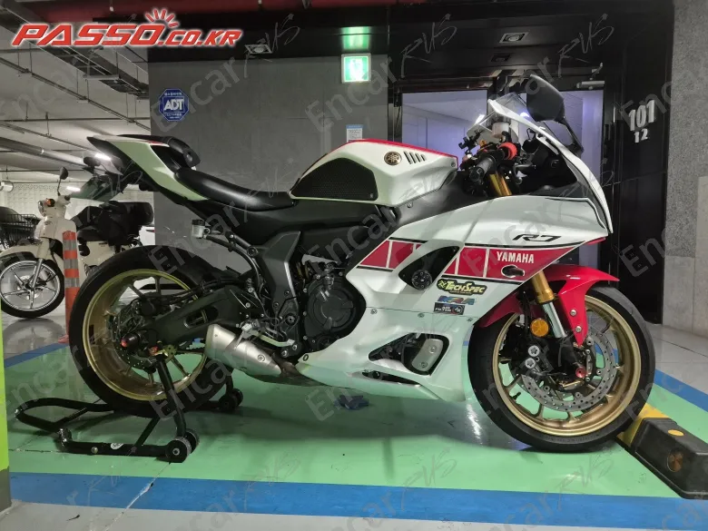 Yamaha Yzf R7 - фото 0