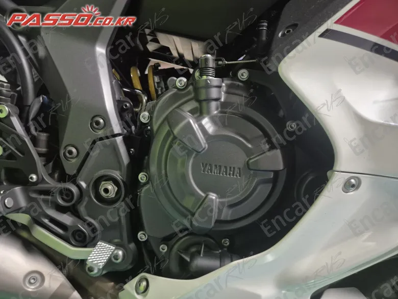 Yamaha Yzf R7 - фото 4