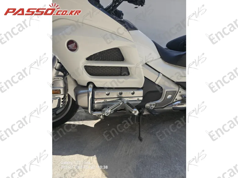 HONDA GOLDWING 1800 - фото 4