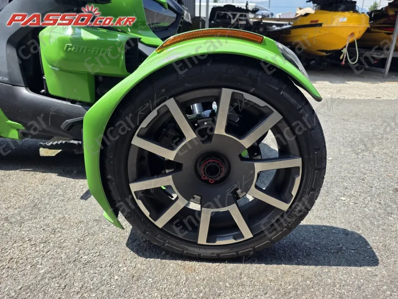 BRP CAN-AM RYKER 900 - фото 5