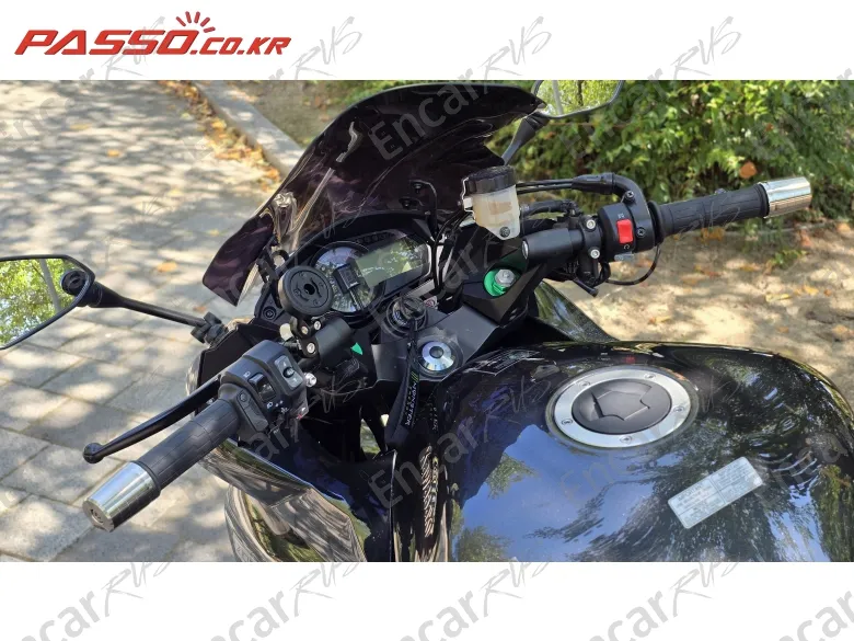 Kawasaki Z 1000 Sx - фото 3