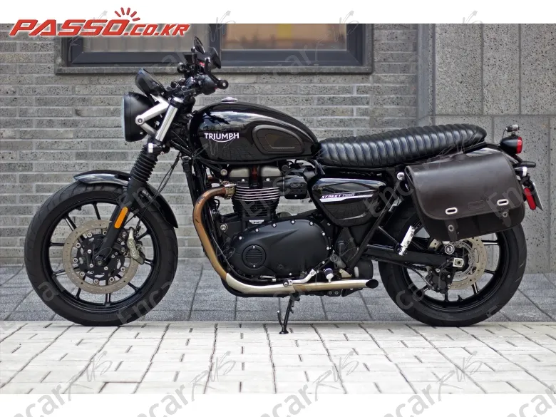 TRIUMPH STREET TWIN - фото 1
