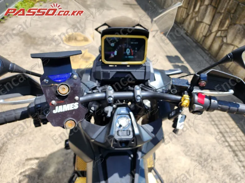Honda Adv 350 - фото 3