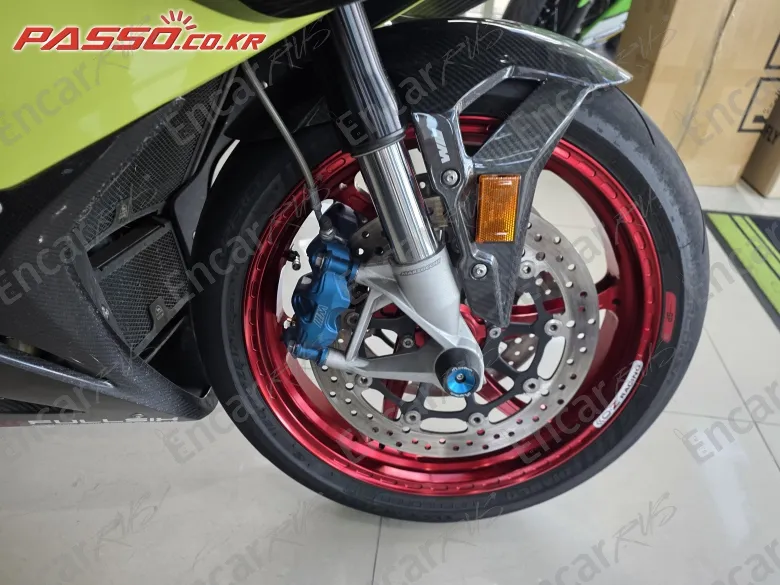 Bmw M 1000 Rr - фото 4