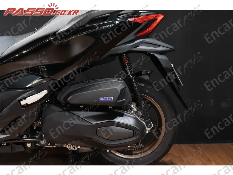 Honda Forza 350 - фото 4