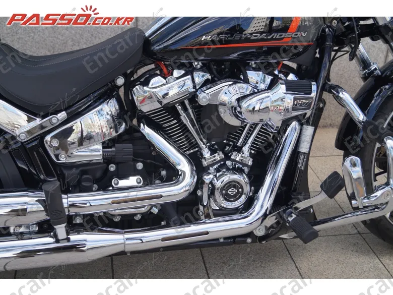 Harley-Davidson Breakout 117 - фото 4