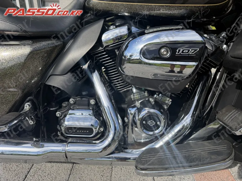HARLEY-DAVIDSON FLHXS STREET GLIDE SPECIAL - фото 5