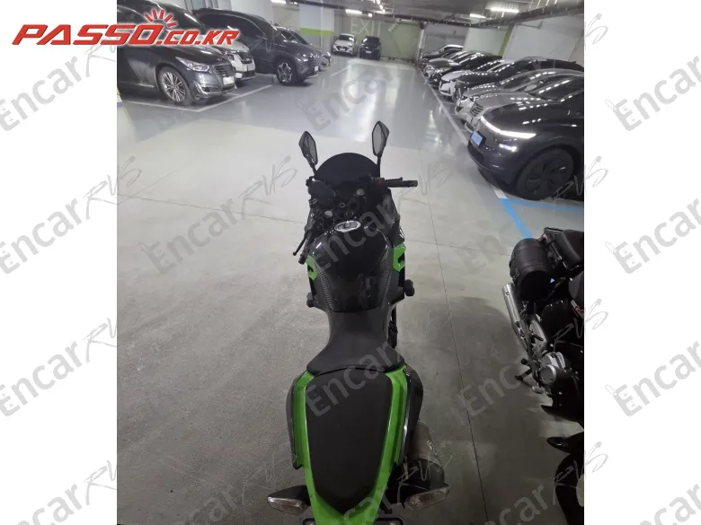 Kawasaki Ninja 400 ABS - фото 2