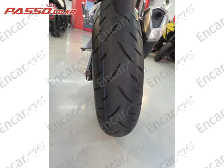 Honda CB 300 R - фото 5