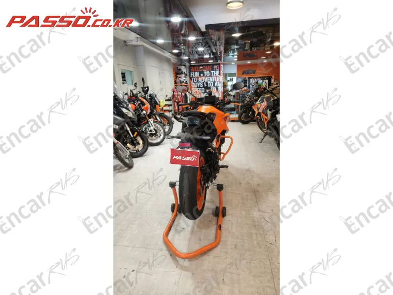 KTM 390 DUKE - фото 2