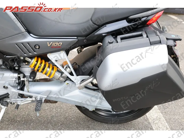 Moto Guzzi V100 Mandello S - фото 6
