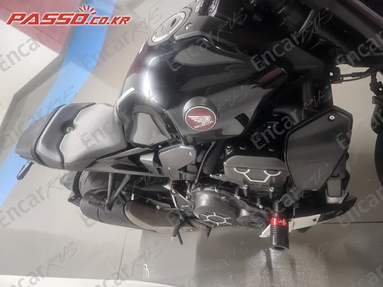 Honda Cb 1000 R - фото 1