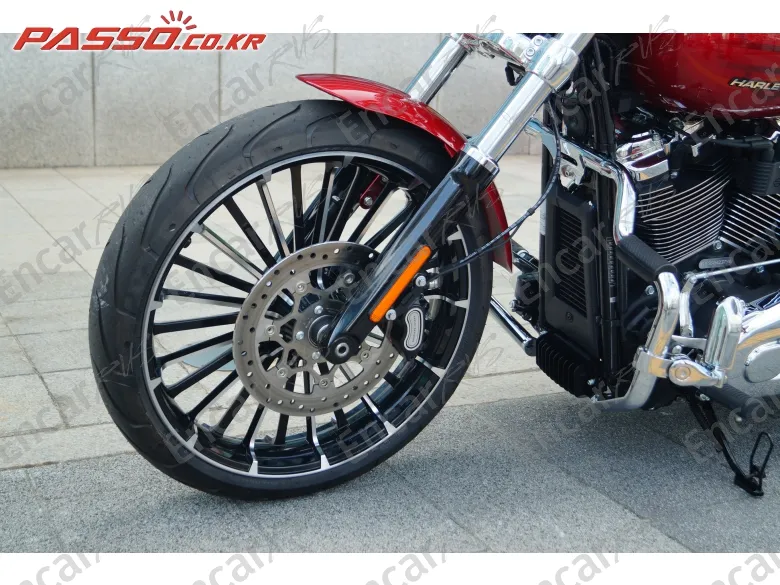 Harley-Davidson Breakout 117 - фото 5