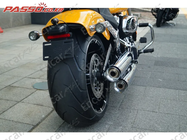 Harley-Davidson Breakout 117 - фото 2