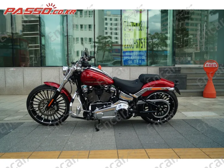 Harley-Davidson Breakout 117 - фото 1