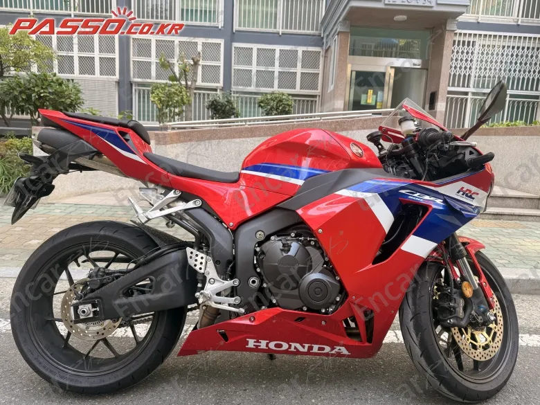 Honda CBR 600 RR - фото 0