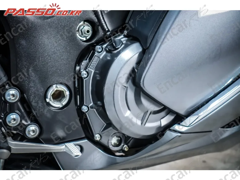 SUZUKI GSX R 1300 HAYABUSA - фото 4