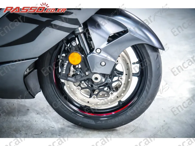 SUZUKI GSX R 1300 HAYABUSA - фото 5