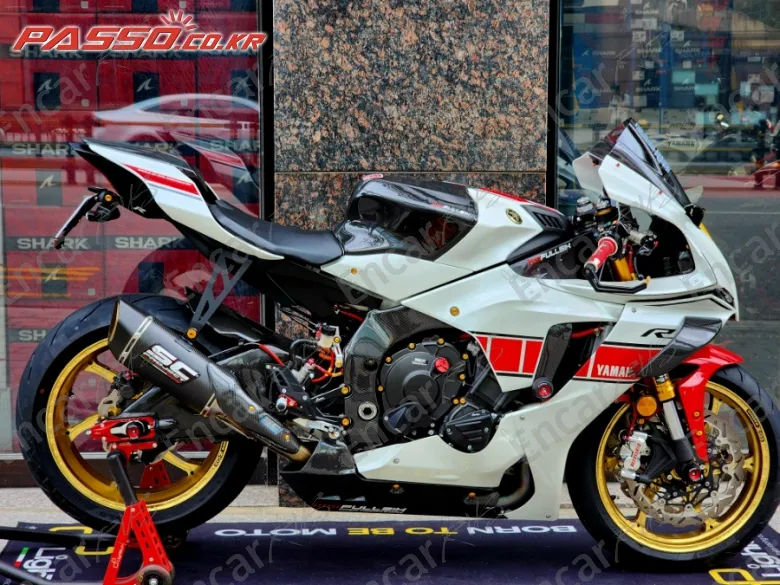 Yamaha Yzf R1 - фото 0