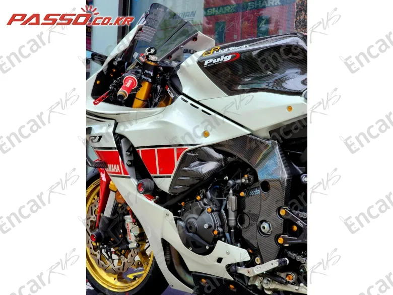 Yamaha Yzf R1 - фото 5