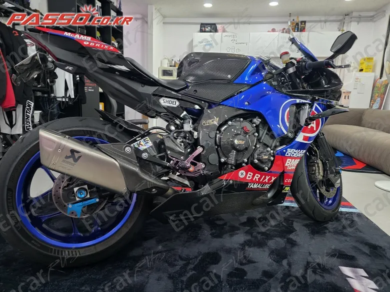 Yamaha Yzf R1 - фото 2