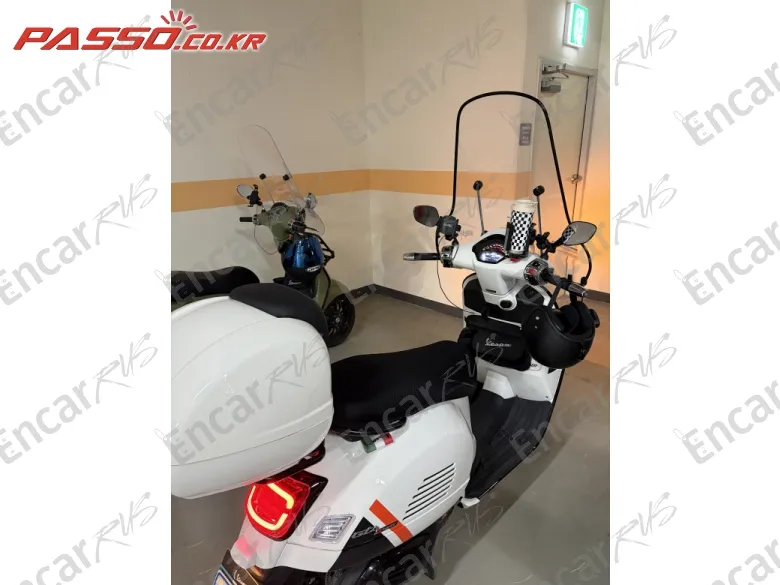 Vespa Gts 300 Super Sport - фото 2