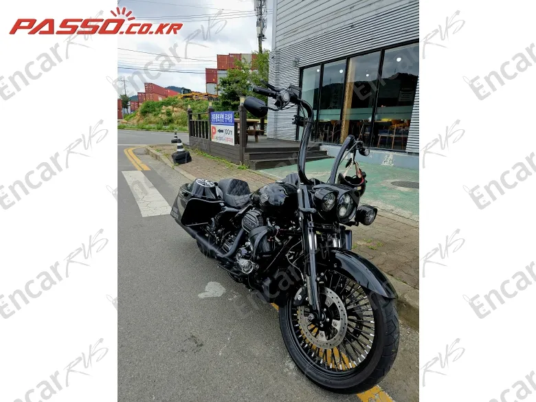 Harley-Davidson Road King Special - фото 3
