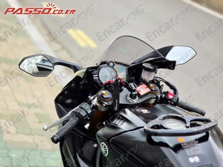 Yamaha Yzf R6 - фото 3