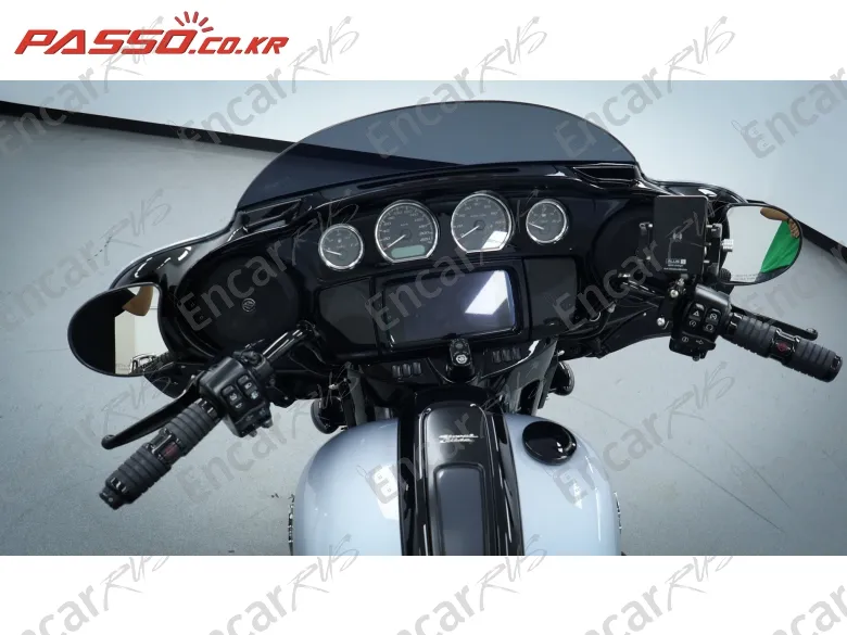 HARLEY-DAVIDSON ROAD GLIDE SPECIAL - фото 3