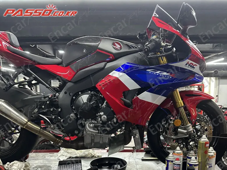 Honda CBR 1000 RR-R Fireblade SP - фото 0