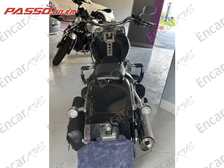 HARLEY-DAVIDSON FAT BOY 114 - фото 3