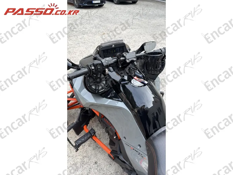 BRP Can-Am Spyder F3 S - фото 3