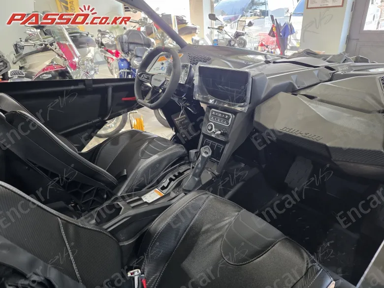 BRP CAN-AM MAVERICK X3 X RS - фото 3