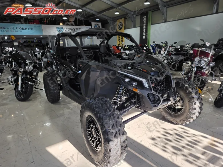 BRP CAN-AM MAVERICK X3 X RS - фото 4