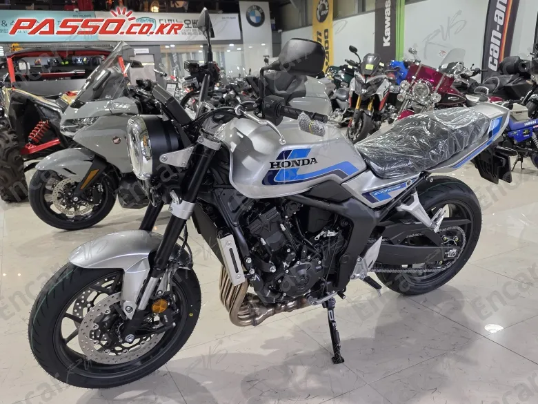 HONDA CB 1000 F - фото 3