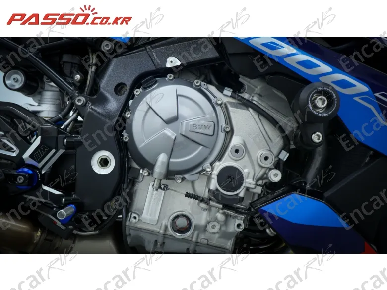 Bmw M 1000 R - фото 4